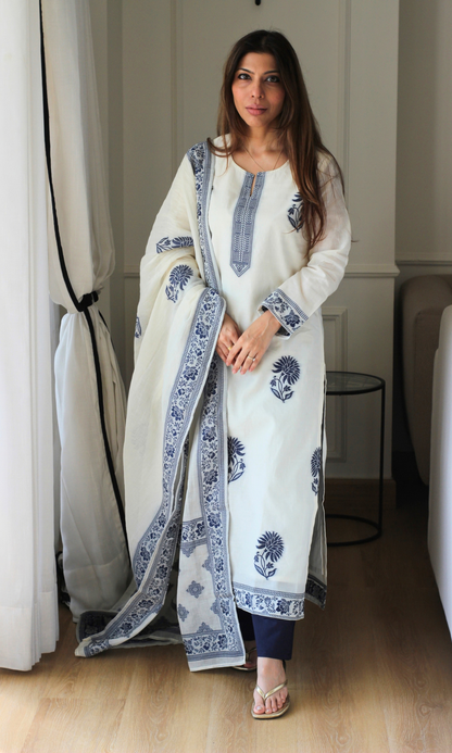 Navy Blue Mughal Loom Woven Kurta , Dupatta & Cotton Pants
