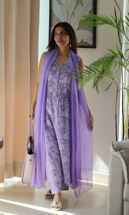 Pastel Lilac Pintex Neck Sleeveless Kurta, Pant & Chiffon Dupatta