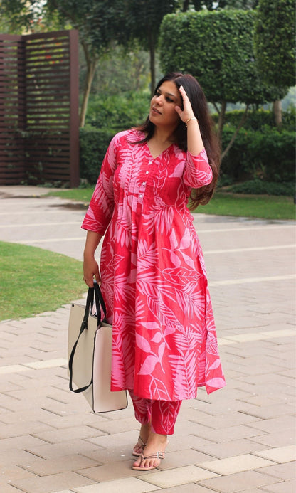 Cotton Hot Pink Big Leaf Pleated Kurta & Pants Set