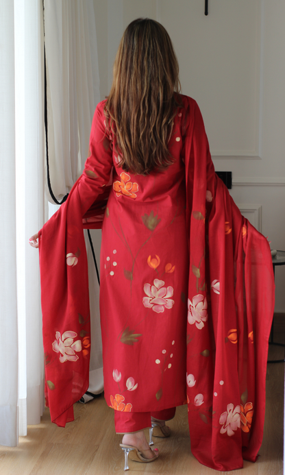 Cotton Gulnaar Handbrush Painted Kurta , Dupatta & Cotton Pants