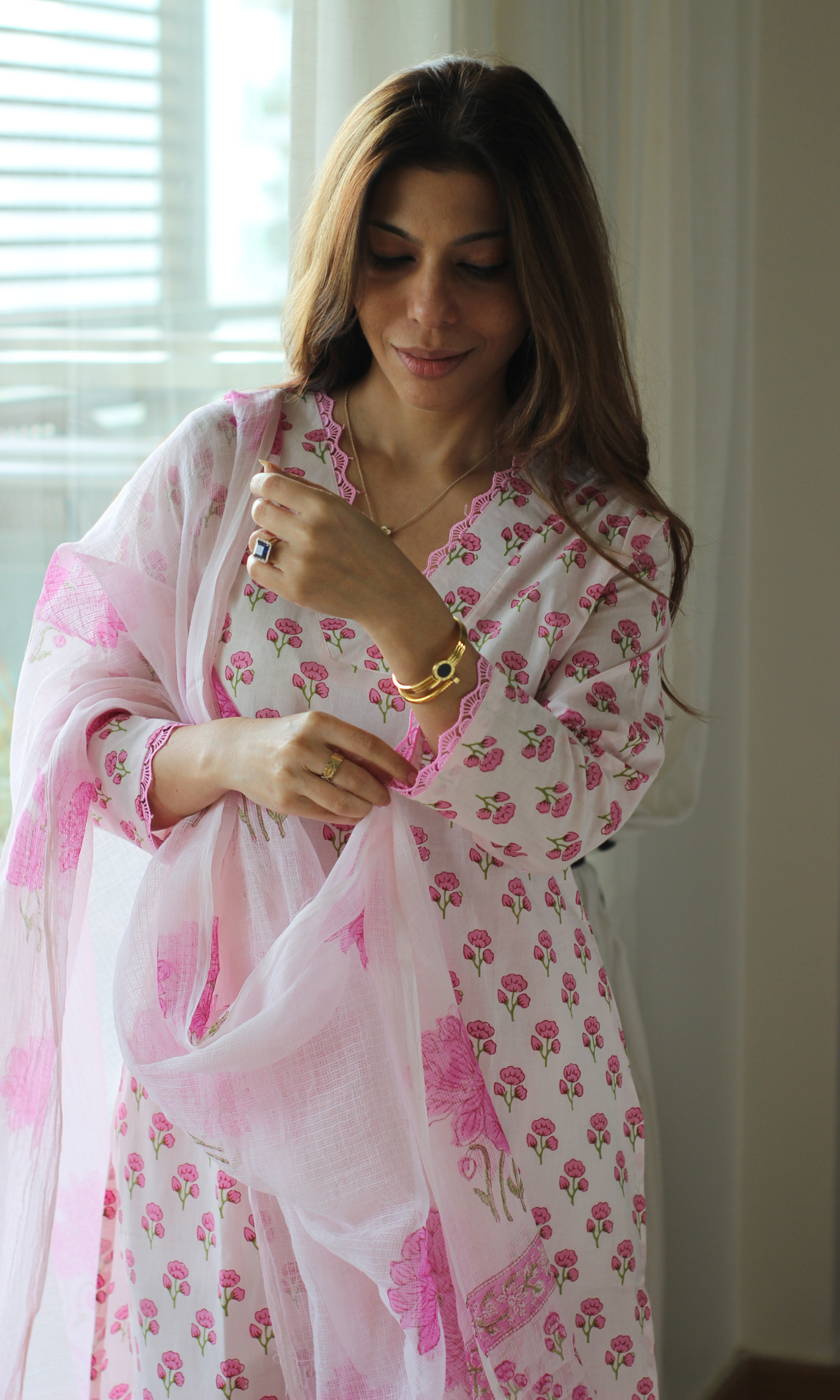 Pearl Petal Pink Handbolck Print Kurta, Pants and Kota Doria Printed Dupatta