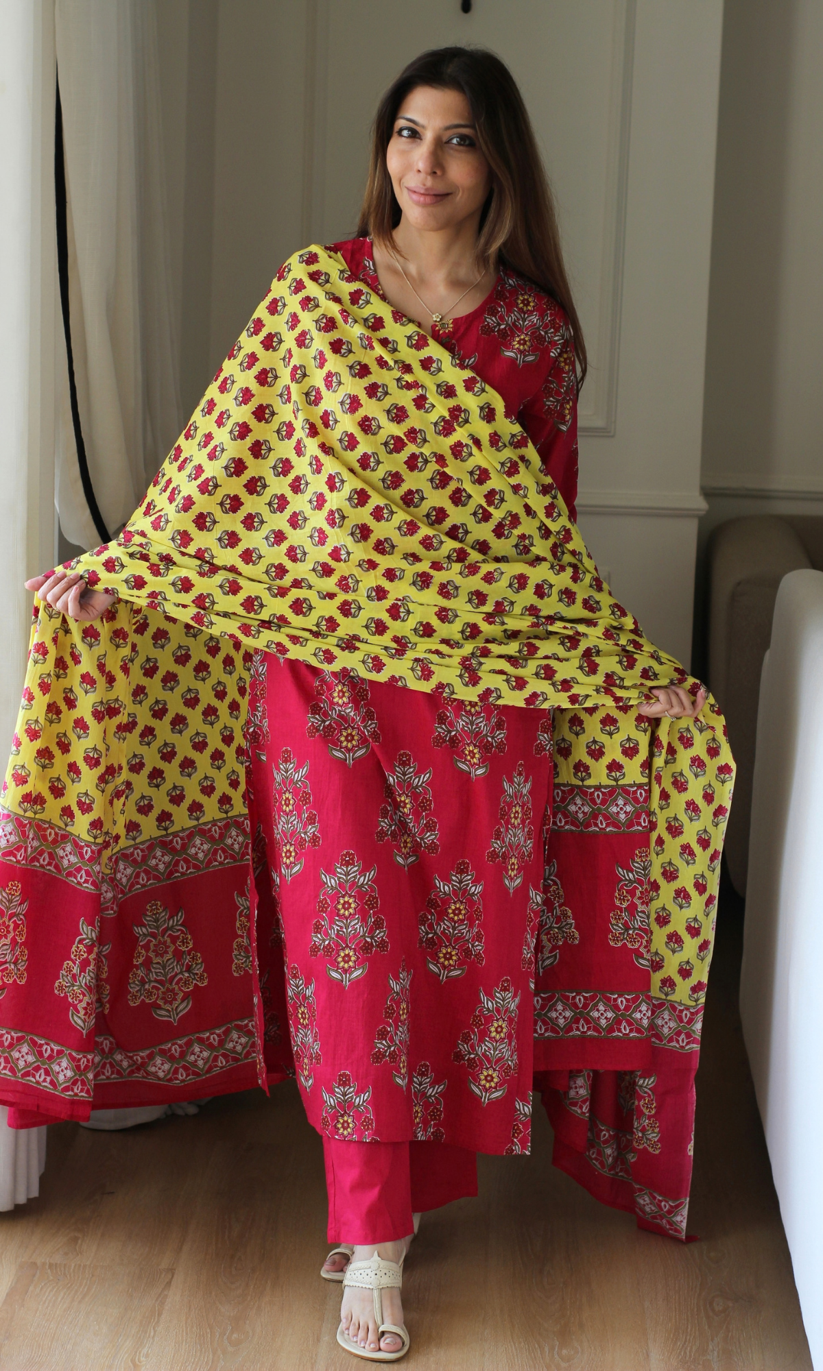 Magenta Mughal Print Kurta , Dupatta & Cotton Pants