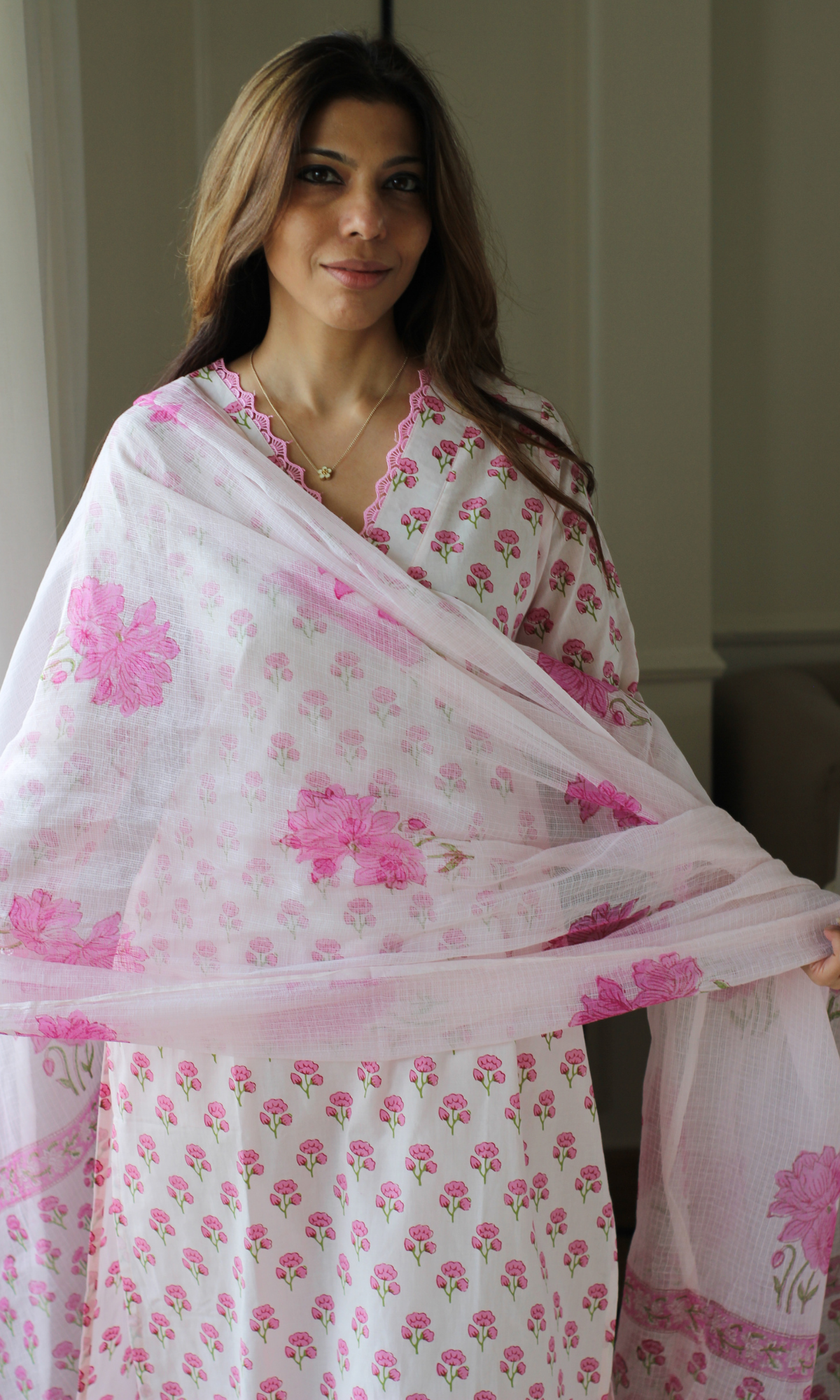 Pearl Petal Pink Handbolck Print Kurta, Pants and Kota Doria Printed Dupatta