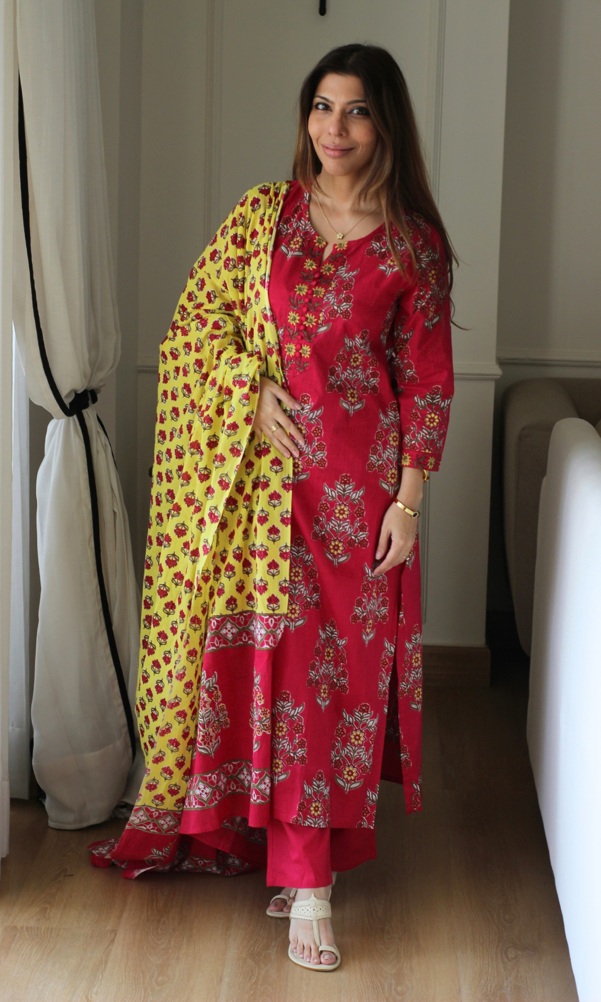 Magenta Mughal Print Kurta , Dupatta & Cotton Pants