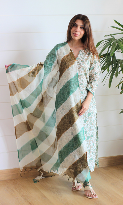 Gul Sage Printed Kurta, Solid Pants & Lehariya Kota Dupatta