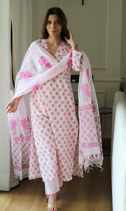 Pearl Petal Pink Handbolck Print Kurta, Pants and Kota Doria Printed Dupatta