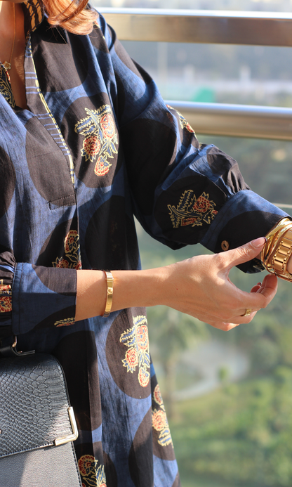 Indigo Circles Collared Pleated Kurta & Pant