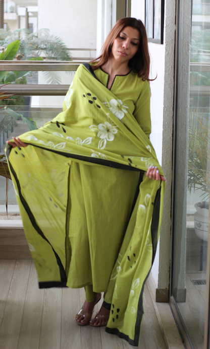 Olive Slub Black Laced Kurta, Pant & Mul Handpainted Dupatta