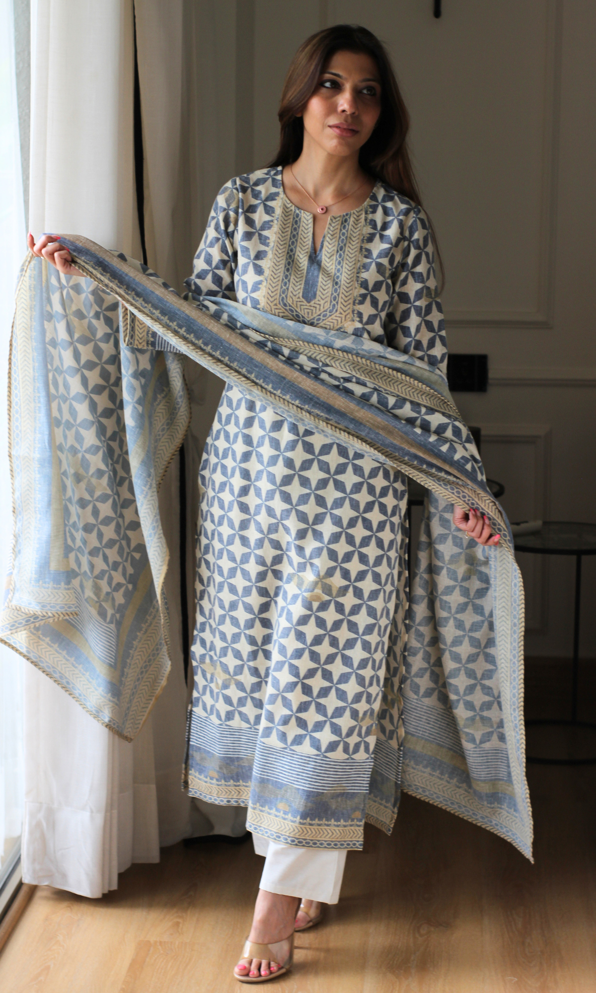 Linen Blend Beige Prism Print  Print Kurta , Dupatta with Cotton Pants