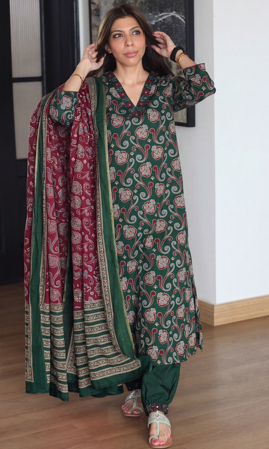 Nazma Green Sanganeri Print Cotton Kurta,Dupatta & Cotton Pants
