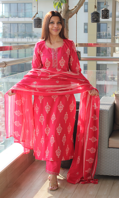 Hot Pink Boota Print Cotton Kurta , Pant & Printed Dupatta