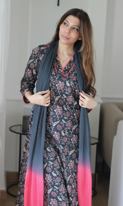 Shabnam Raat Block Print a kurta, Pant & Ombre Chiffon Dupatta