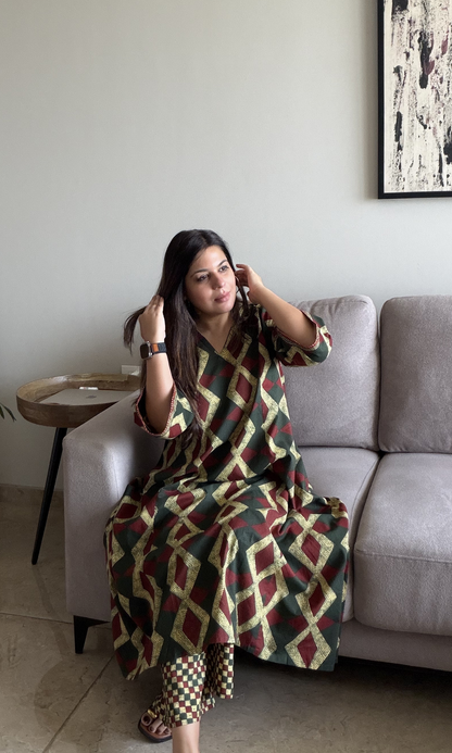 Cotton Earthy Green & Red Diamond Print High Low Kurta with Pants