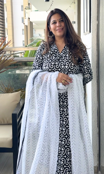 Black & White Abstract Print Cotton Kurta , Pants & Kota Doria Printed Dupatta
