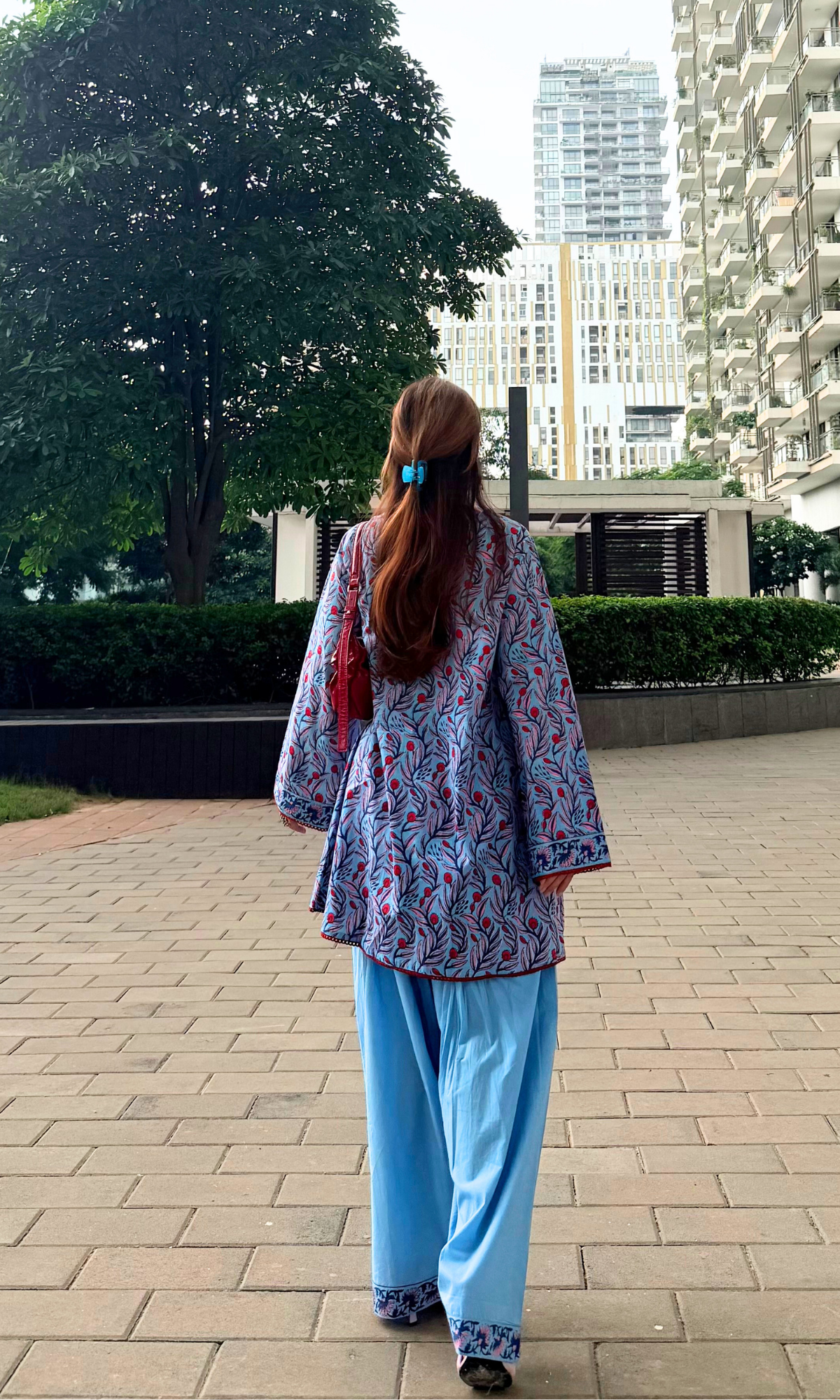 Cotton Sky Bloom Printed Anti Fit Kurta with Farshi Pants