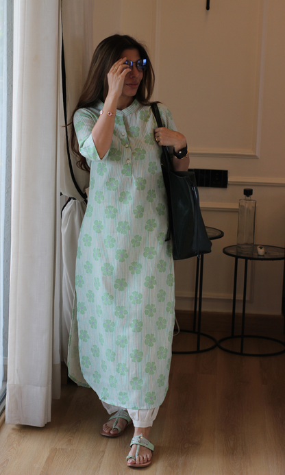 Green Striped Floral Linen Blend Kurta & Pleated Pants