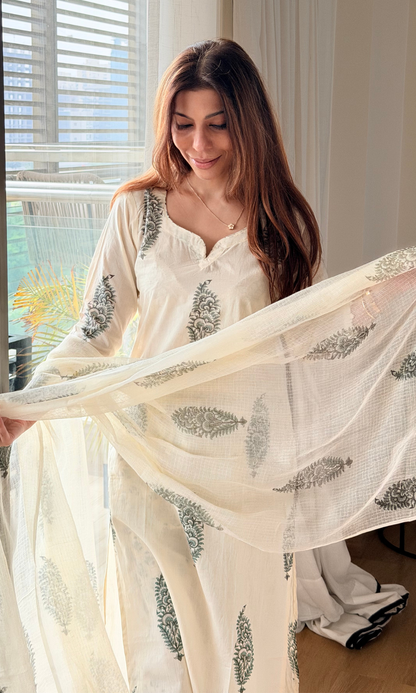 Sage Mughal Leaf Print Kurta, Printed Pants & Kota Doria Handblock Dupatta