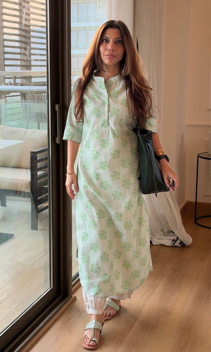 Green Striped Floral Linen Blend Kurta & Pleated Pants