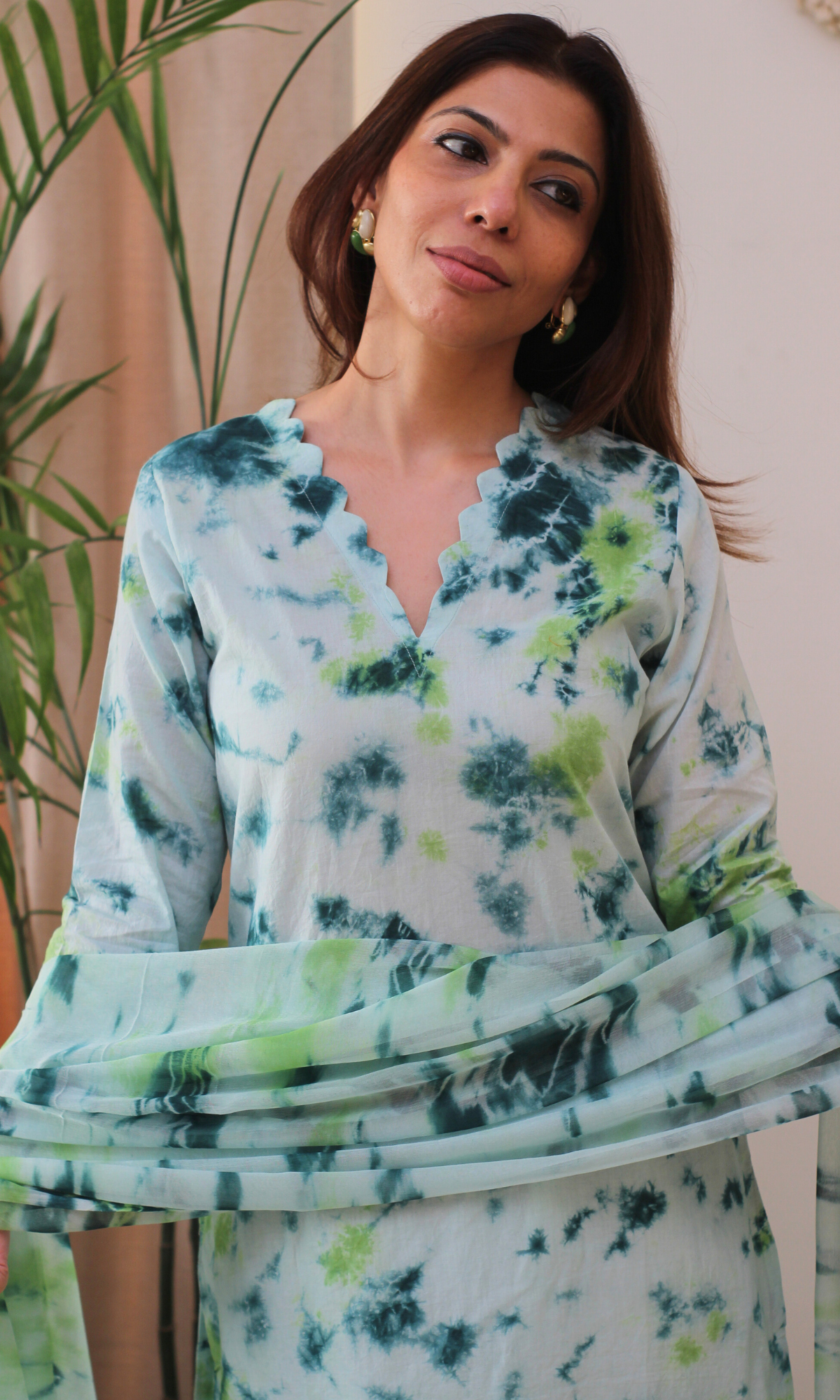 Cotton Aqua Green African Shibori Kurta, Chiffon Dupatta & Cotton Pants