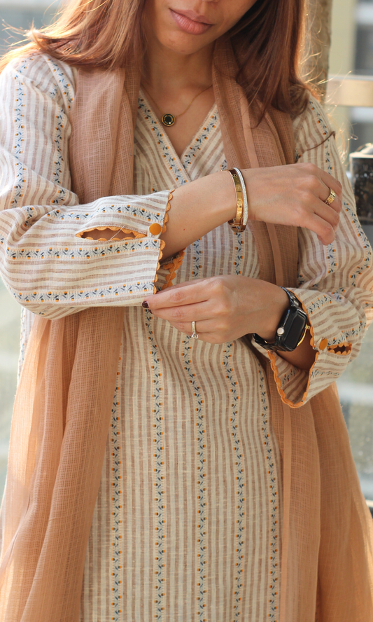 Beige Hazy Blue Woven Vertical Lines Kurta , Cotton Pants & Kota Doria Ombre Dupatta