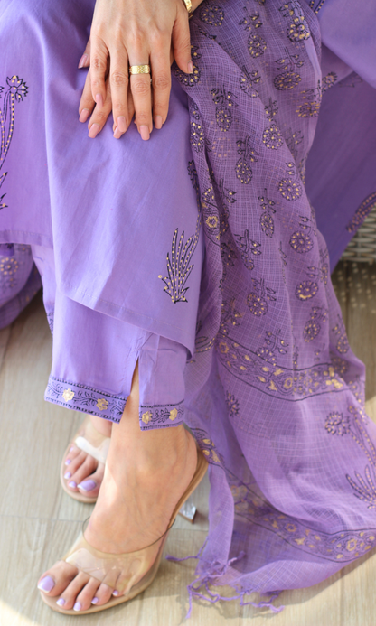 Cotton Orchid & Gold Handblock Mughal Print Kurta , Pants & Printed Kota Doria Dupatta