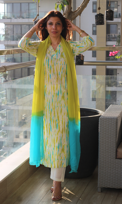 Cotton Like Sky Breeze Printed Kurta, Pant & Ombré Chiffon Dupatta