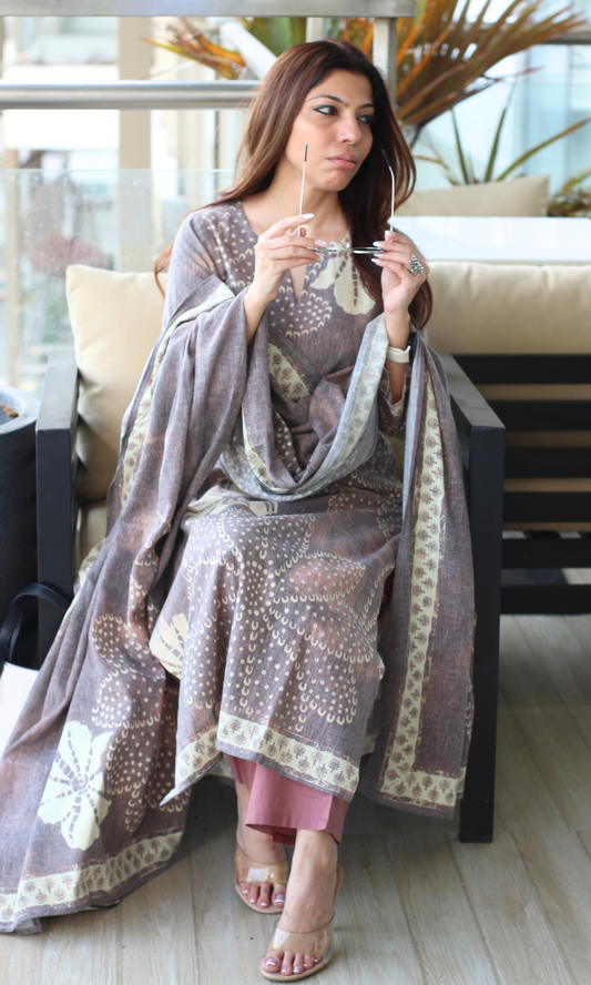 Linen Blend Cedar Flower Print Kurta , Dupatta with Cotton Pants