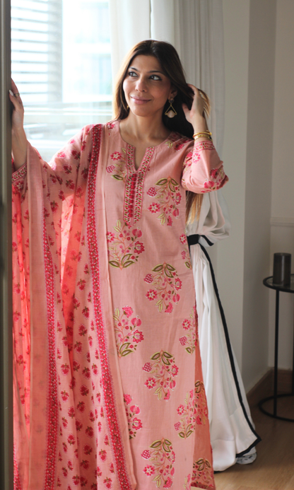 Blush & Red Mughal Print Kurta, Cotton Pants & Cotton Printed Dupatta