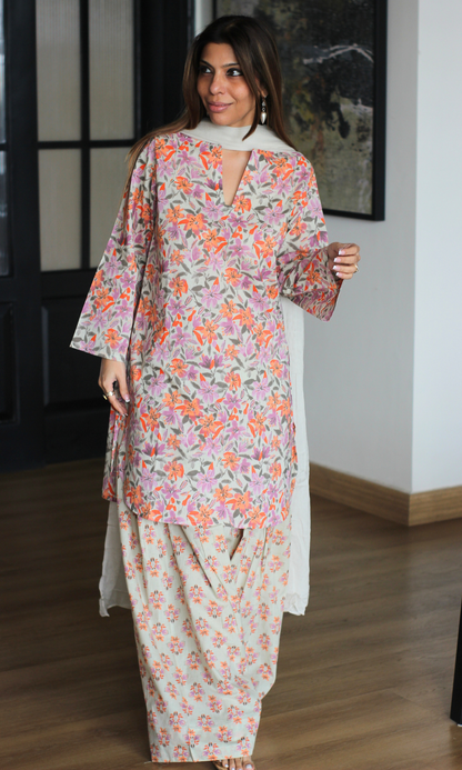 Sehej floral Cotton Kurta ,farshi salwaar & Chiffon Dupatta