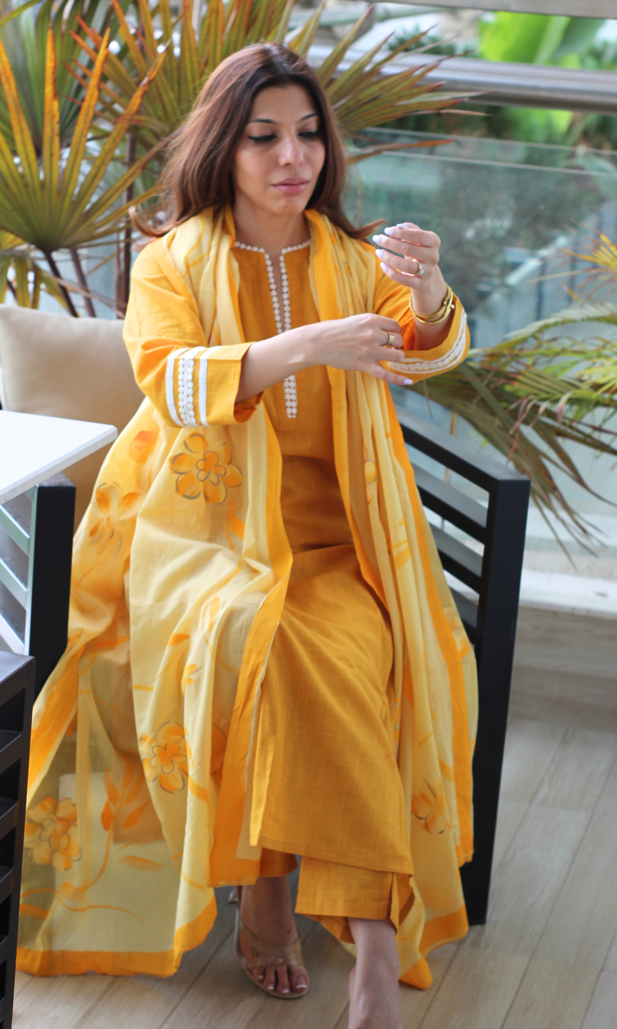 Mango Slub Laced Kurta, Pant & Mul Handpainted Dupatta