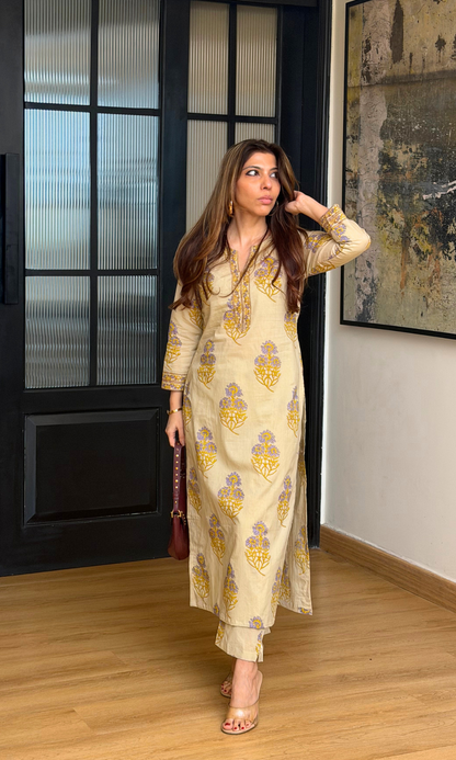Beige & Lavender Mughal Print Kurta & Pant