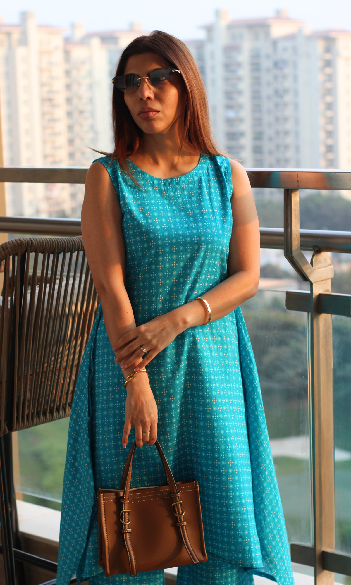 Firozi Dotted Print Boat Neck High Low Sleeveless Kurta & Pants