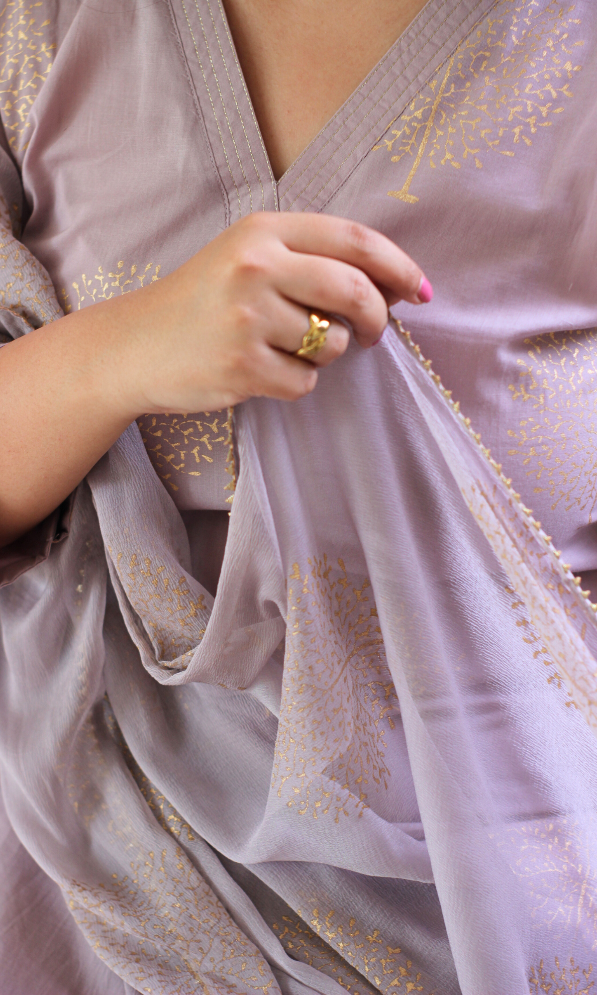 Dusty Lavender Gold Painted Kurta, Chiffon Dupatta & Cotton Pants