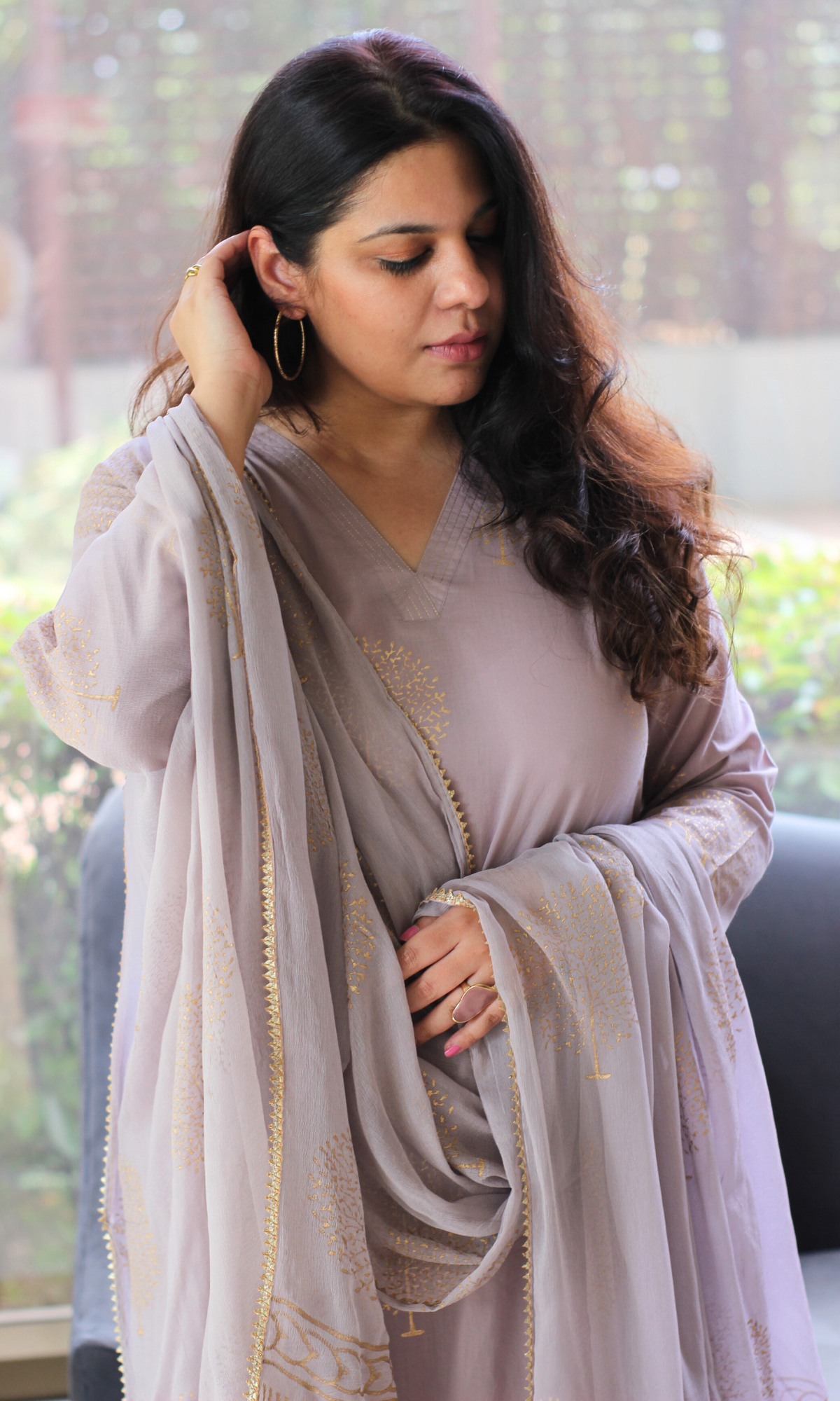 Dusty Lavender Gold Painted Kurta, Chiffon Dupatta & Cotton Pants