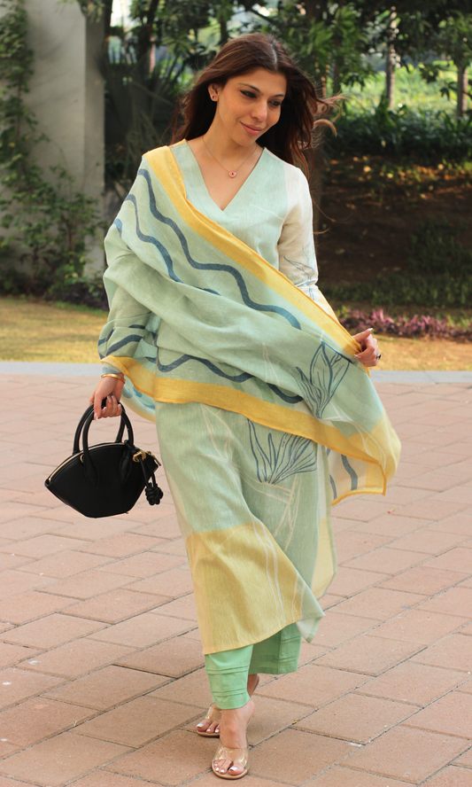 Linen Blend Green Dune Printed Kurta, Dupatta & Cotton Pants