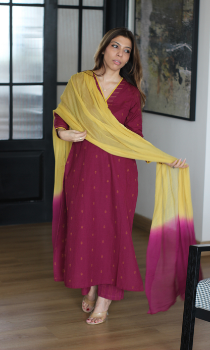 Plum Handloom Cotton Dobby Kurta, Pant & Chiffon Ombre Dupatta