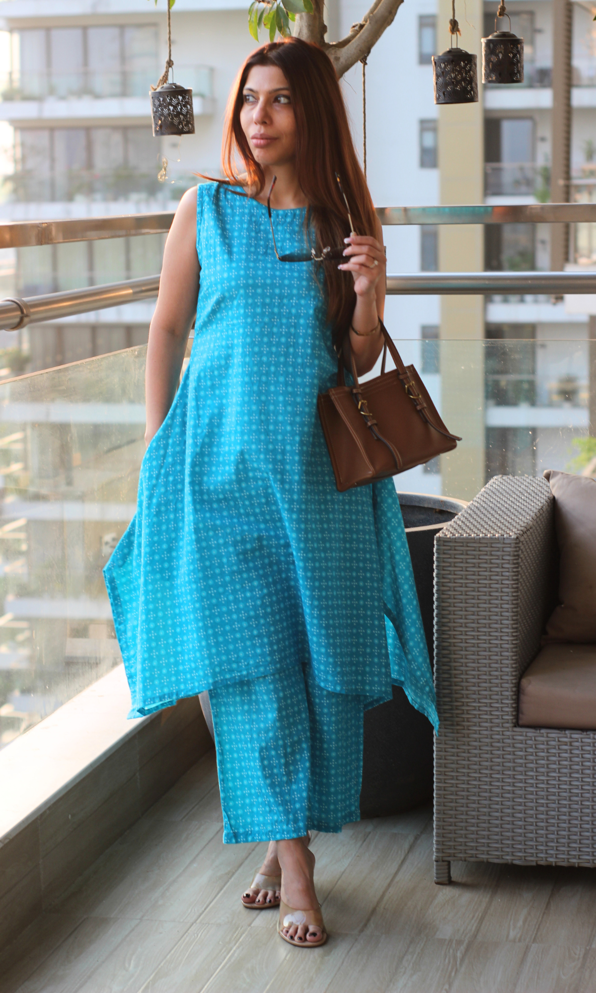 Firozi Dotted Print Boat Neck High Low Sleeveless Kurta & Pants