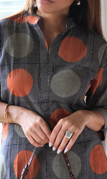 Blue Block Circle Printed Kurta & Pleated Pants