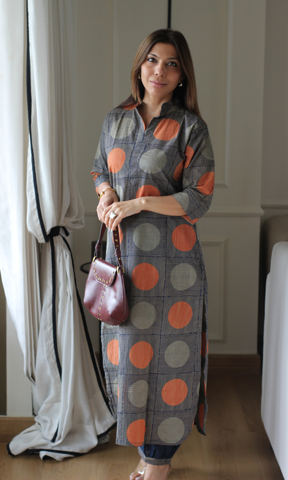 Blue Block Circle Printed Kurta & Pleated Pants