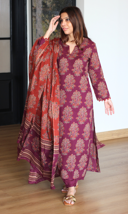 Cotton Burgandy & Rust Mughal Print Kurta, Dupatta with  Afgani Pants