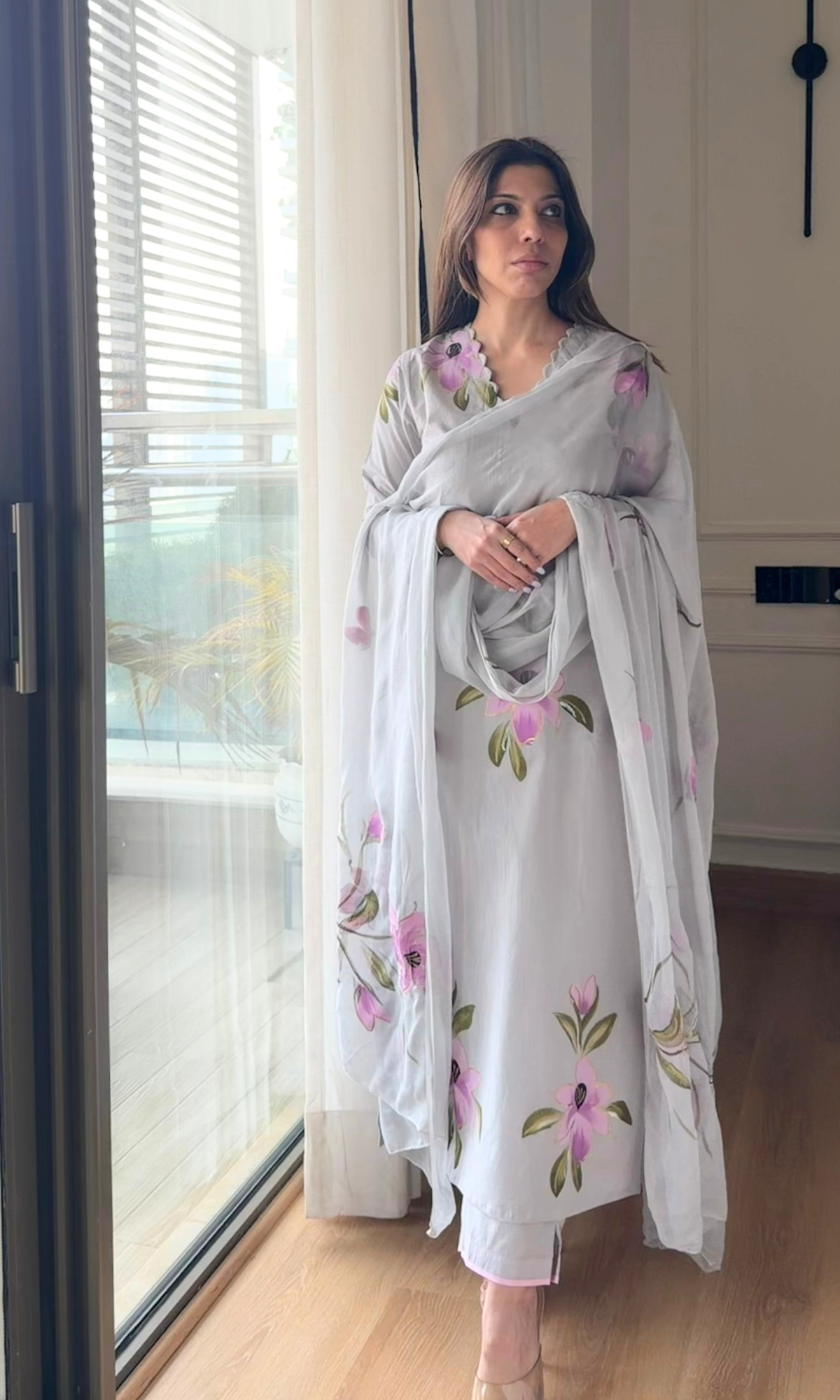 Fog & Pink Handbrush Painted Kurta, Chiffon Handpainted Dupatta & Cotton Pants