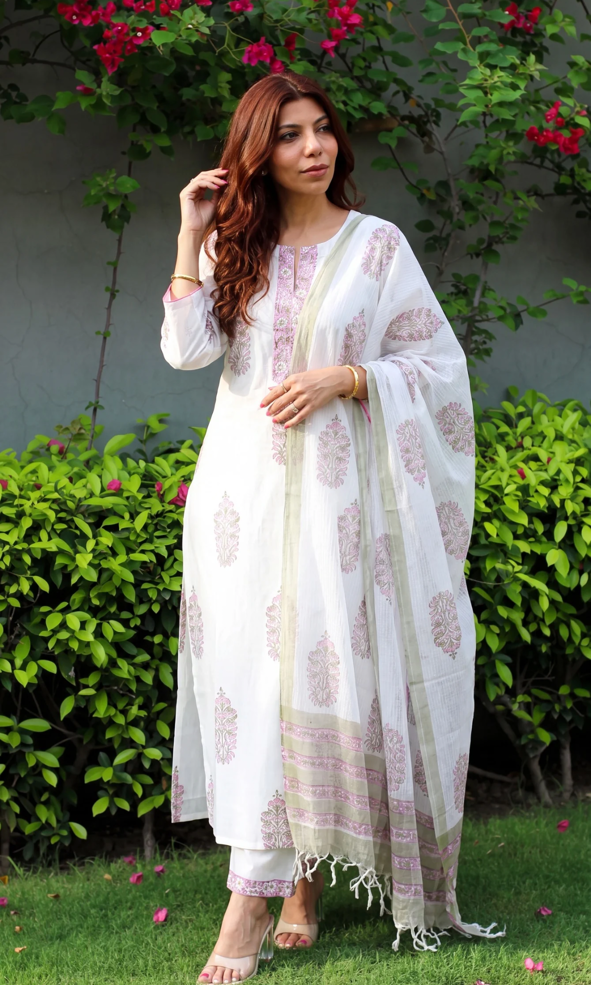 Suhaani Mughal Pearl Cotton Kurta , Pant & Kota Doria Handblock Print Dupatta