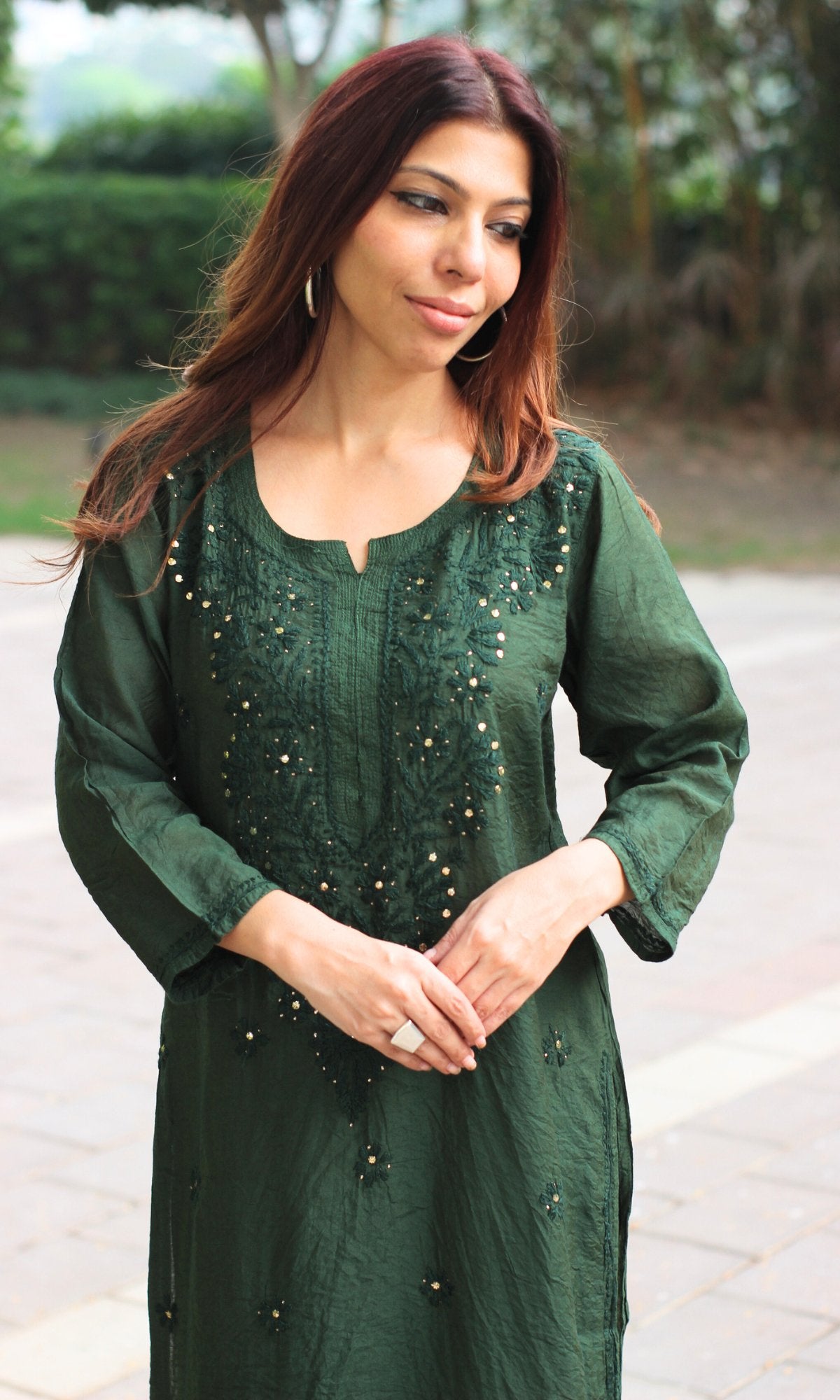Bottle Green Chanderi Silk Chikankari with Mukesh Handwork Straight Kurta Bottle Green Chanderi Silk Chikankari with Mukesh Handwork Straight Kurta