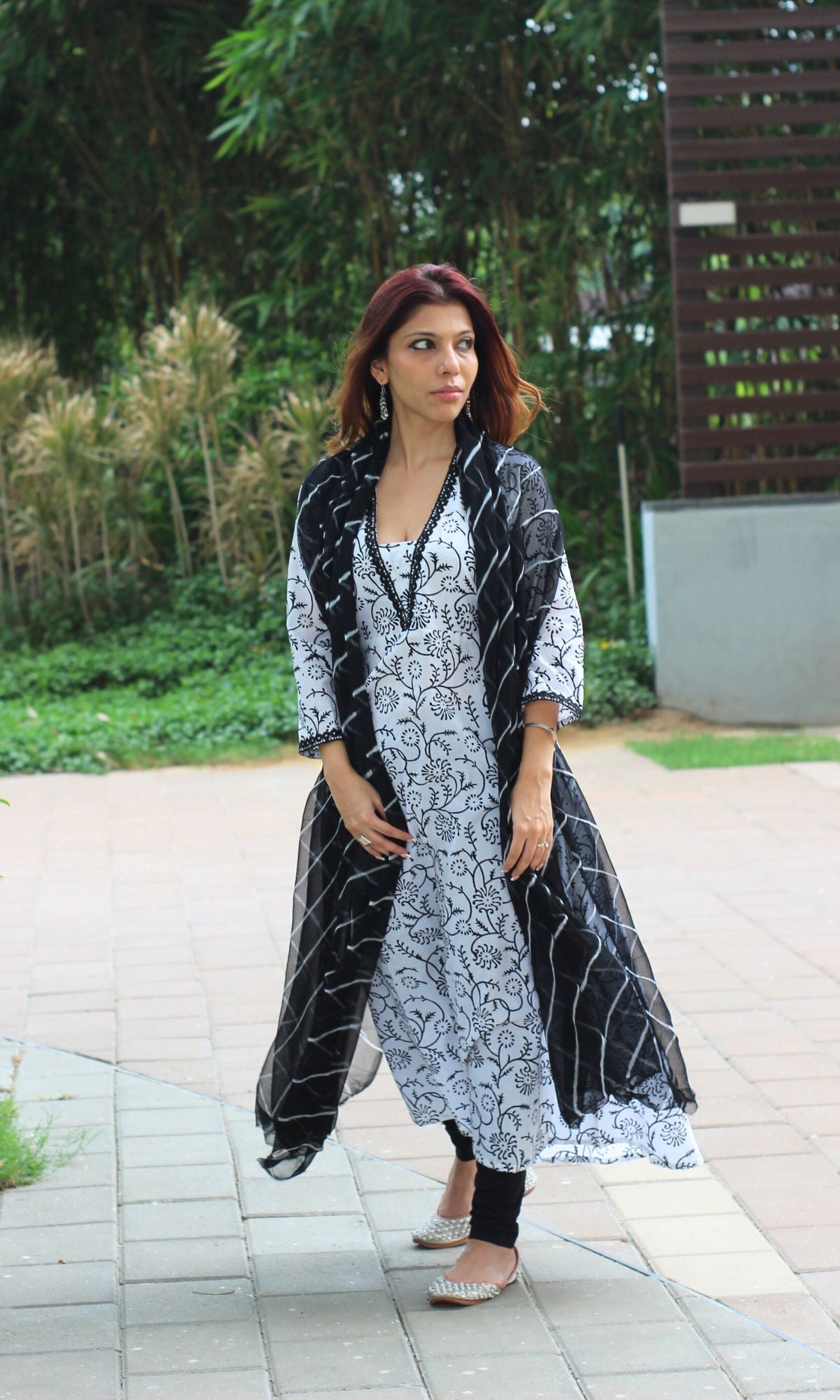 Cotton A - line White & Black Kurta and Chiffon Shibori Dupatta - Baareeki