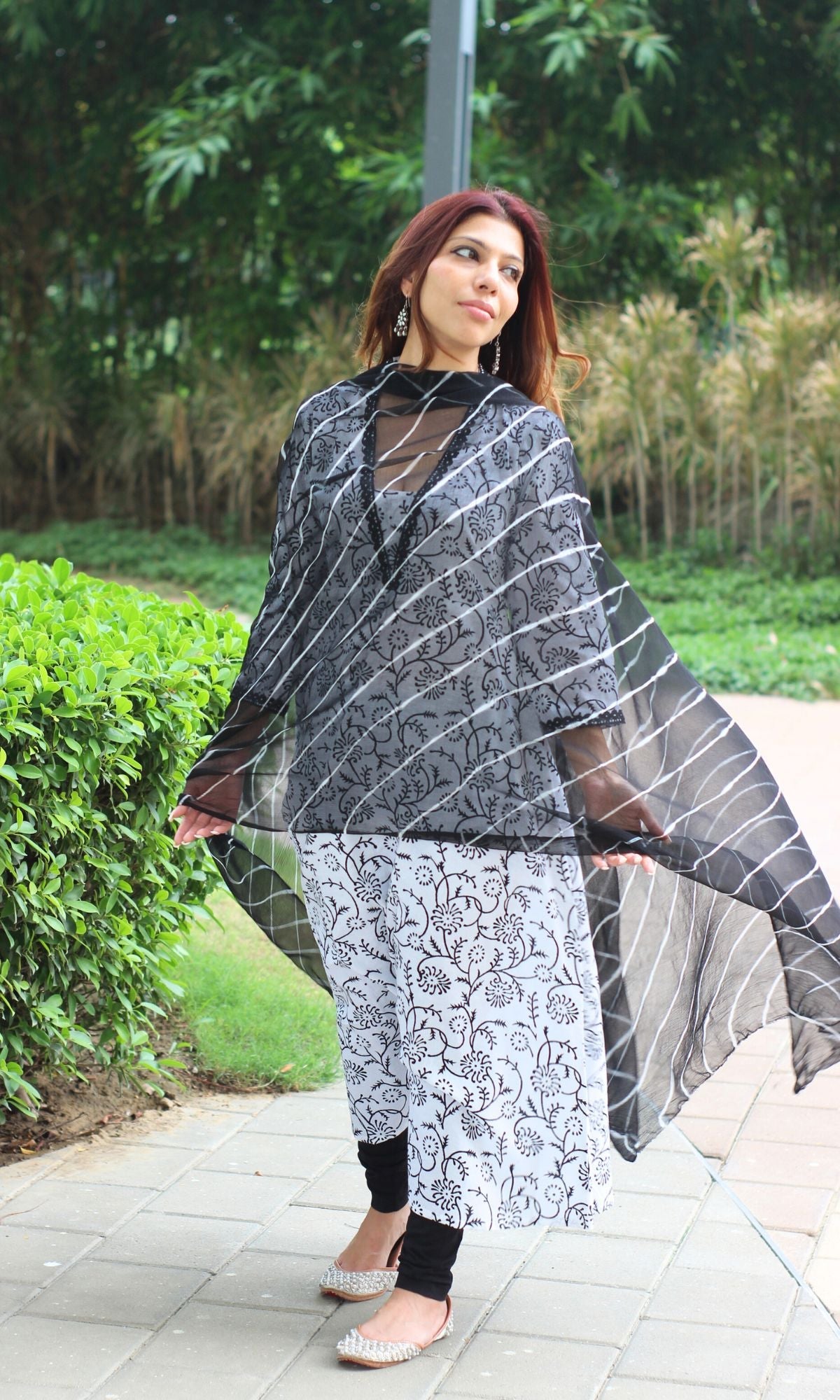 Cotton A - line White & Black Kurta and Chiffon Shibori Dupatta - Baareeki