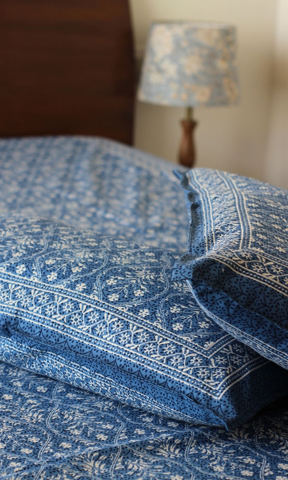 Cotton Block Printed Blue King Size Bedsheet with 2 Pillow Covers - Baareeki