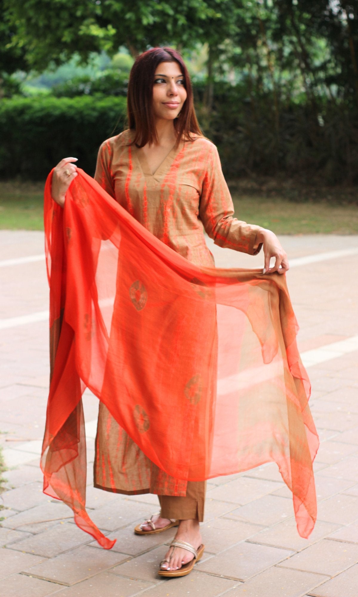 Cotton Brown & Orange Shibori Suit Set with Chiffon Printed Dupatta - Baareeki