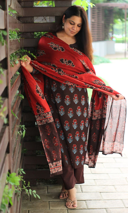 Cotton Brown & Red Boota Print Suit Set with Cotton Printed Dupatta - Baareeki