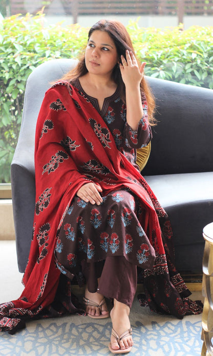 Cotton Brown & Red Boota Print Suit Set with Cotton Printed Dupatta - Baareeki