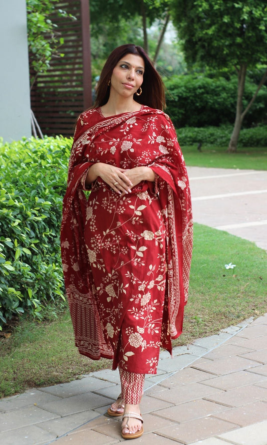 Cotton Classic Red Printed Suit Set with Cotton Printed Dupatta - Baareeki